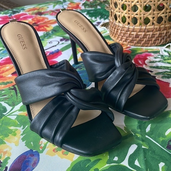 Brand New Guess Genuine Leather Black Heeled Sandals Knotted Slip-On Stilettos - Picture 9 of 16